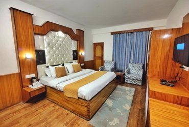 Hotel Surya International Manali